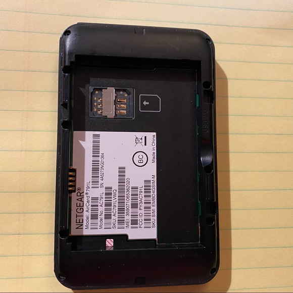 Netgear Verizon Jetpack 4g LTE - Model AC791L Hotspot - Picture 3 of 13